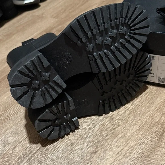 Chanel Black Leather Ankle Boots - Picture 9 of 11